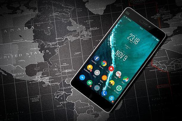 phone-g987d5e4ee_640